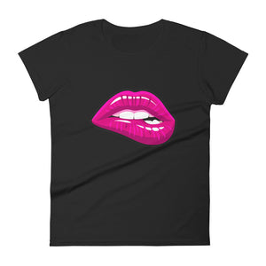 Women's Fashion Fit short sleeve t-shirt Fifth Avenue Pink Lips